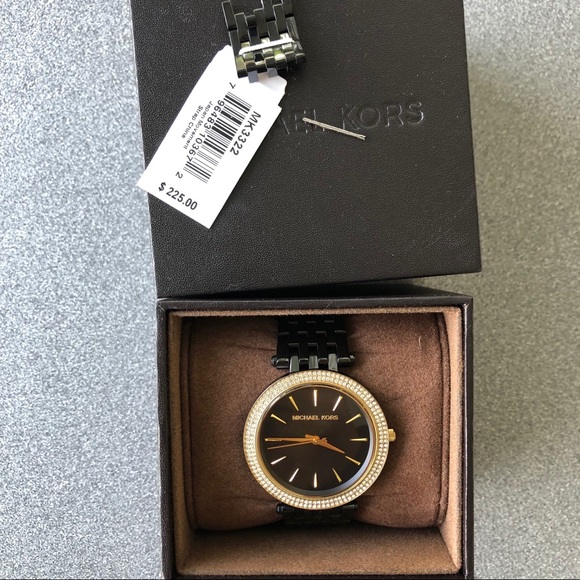 Micheal Kors Watch 🌙 - Picture 2 of 3